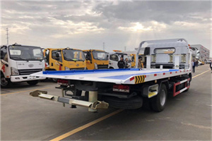 新罗区汽车救援补胎